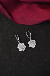 Glorious White Gold Dangler Earring