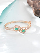 24k Gold-Plated Green Kundan Leaf Design Bracelet (Openable)