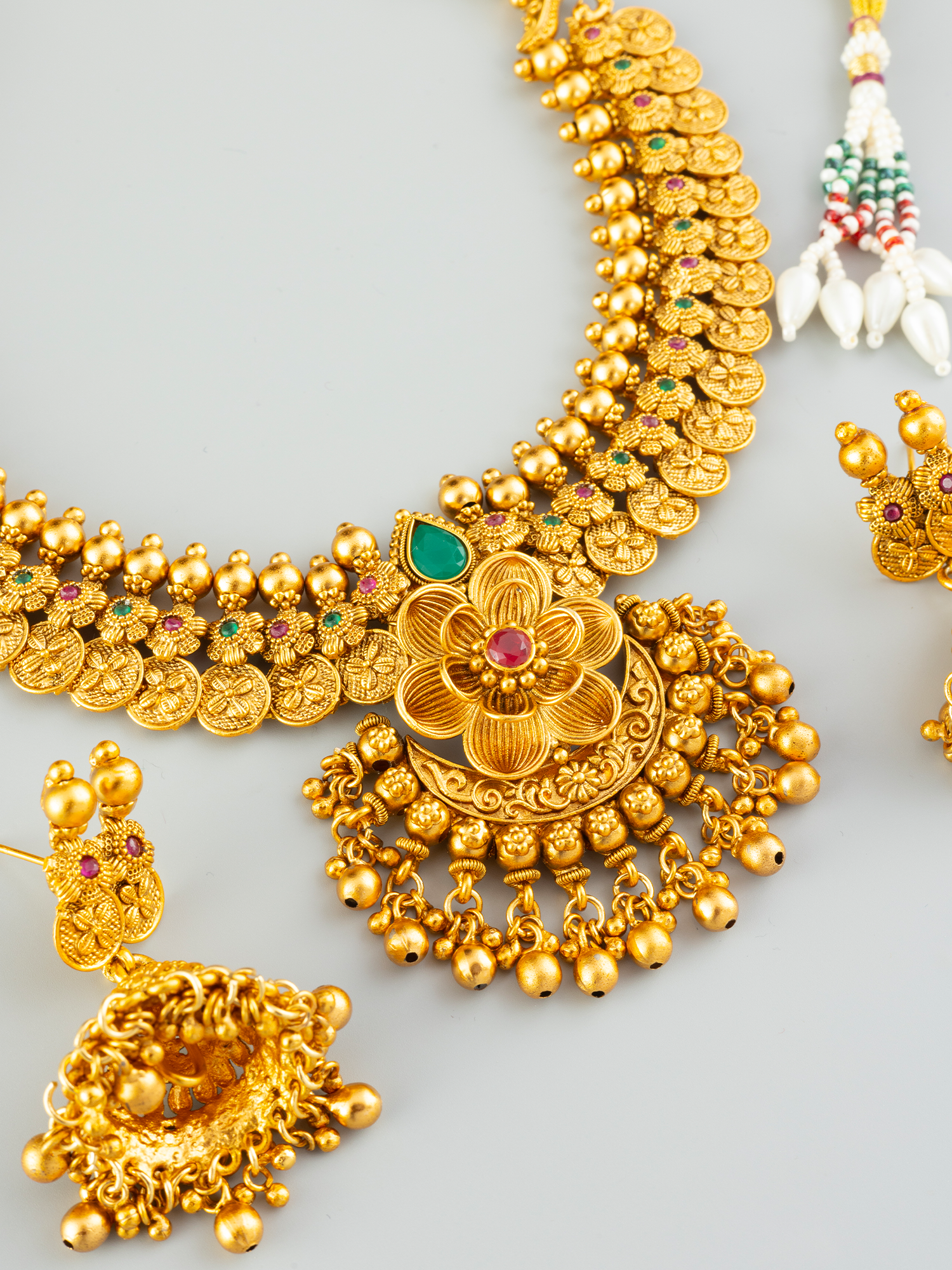 Floral Ruby and Emerald Necklace Set with Earrings