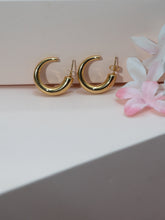 Stylish Gold Plated Anti Tarnish Hoop Earrings