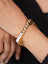 18K Gold Plated Cubic American Diamond Openable Bracelet