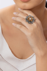 Dual Tone Oxidised Ring With Pearl