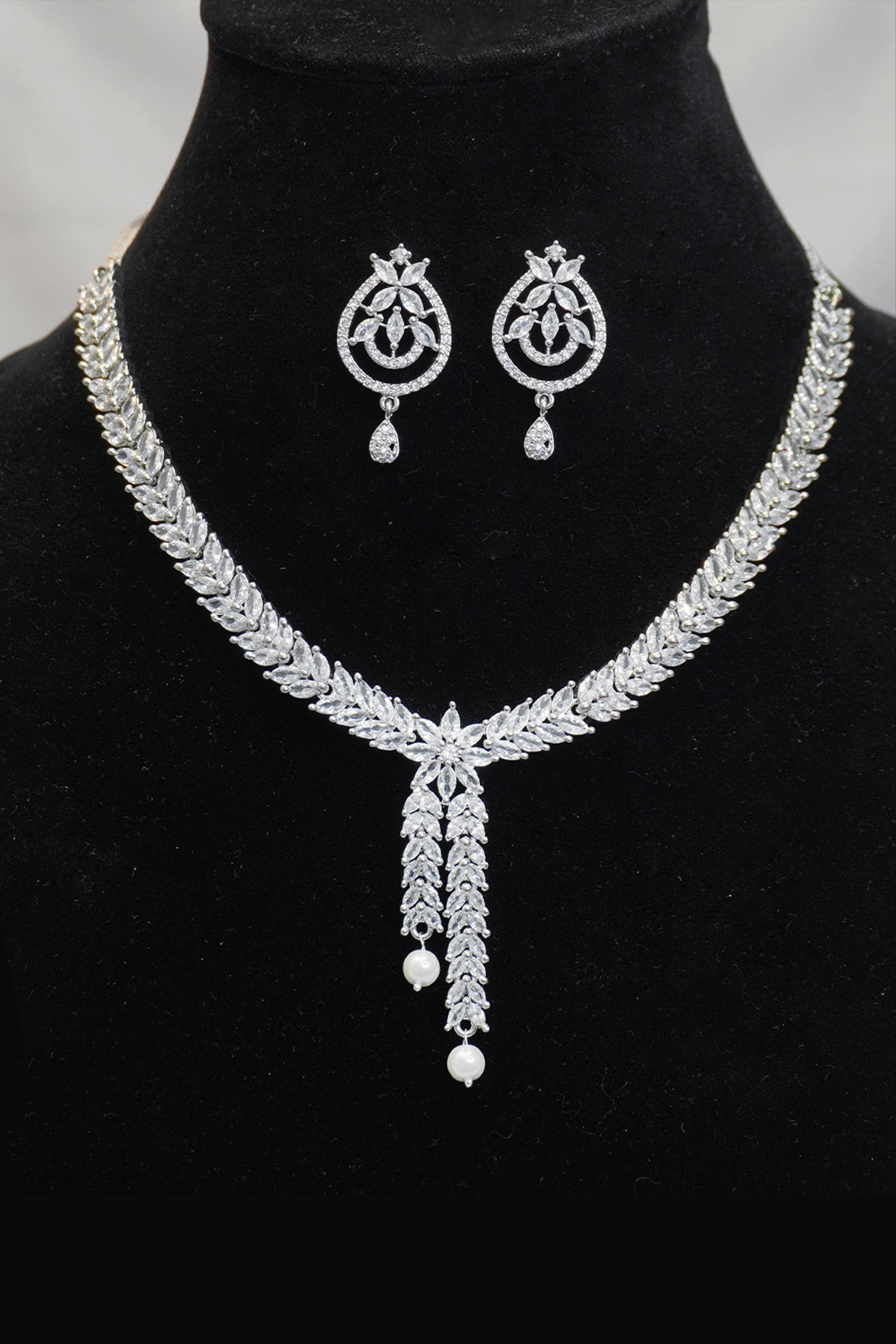 American Diamond Necklace Set With Pearls