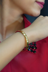 Simply Elegant Gold Bracelet