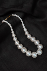 Royal Pearl Necklace