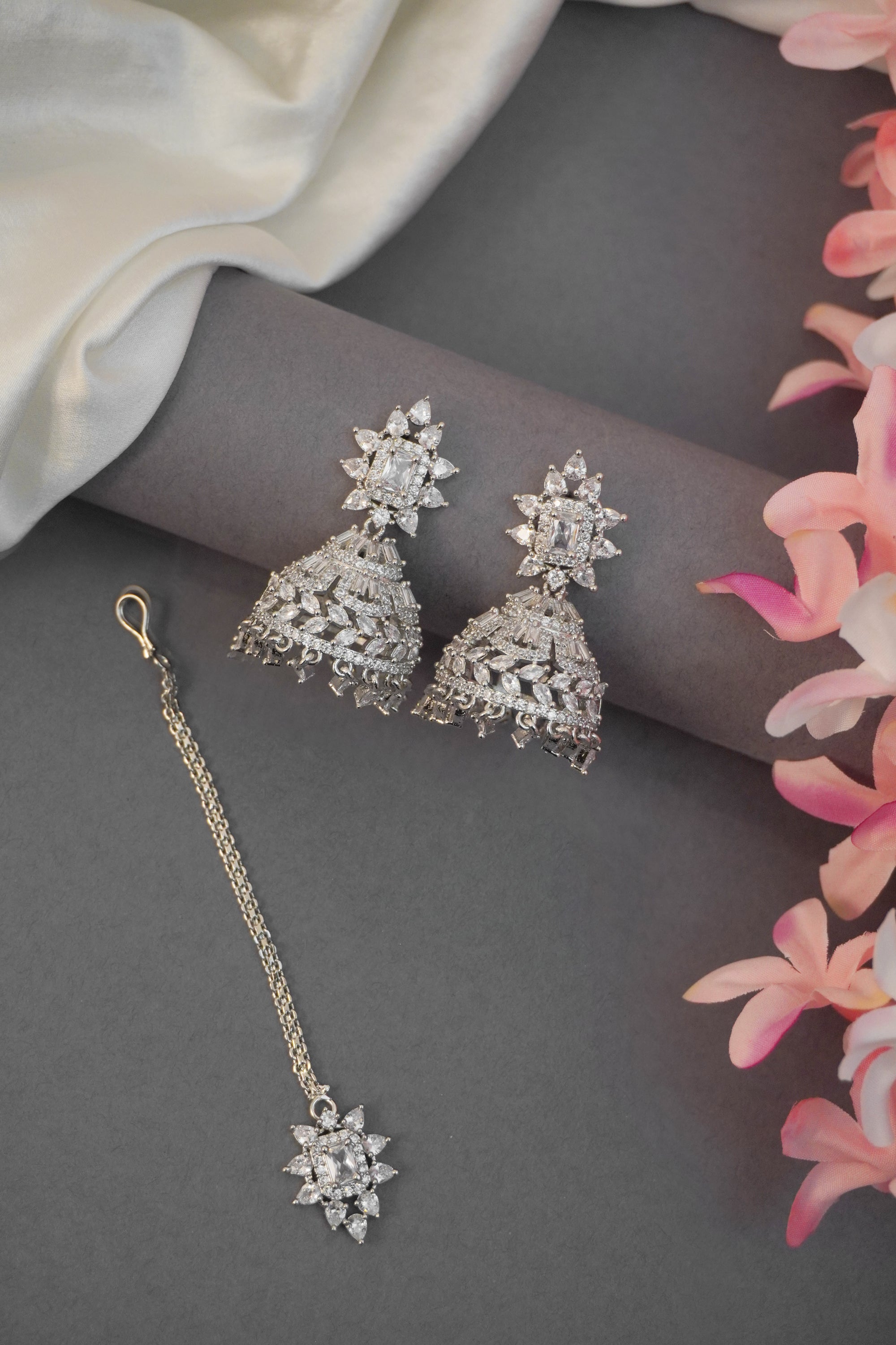 Design Tanishq Tanishq Gold Diamond Earrings Diamond Earrings