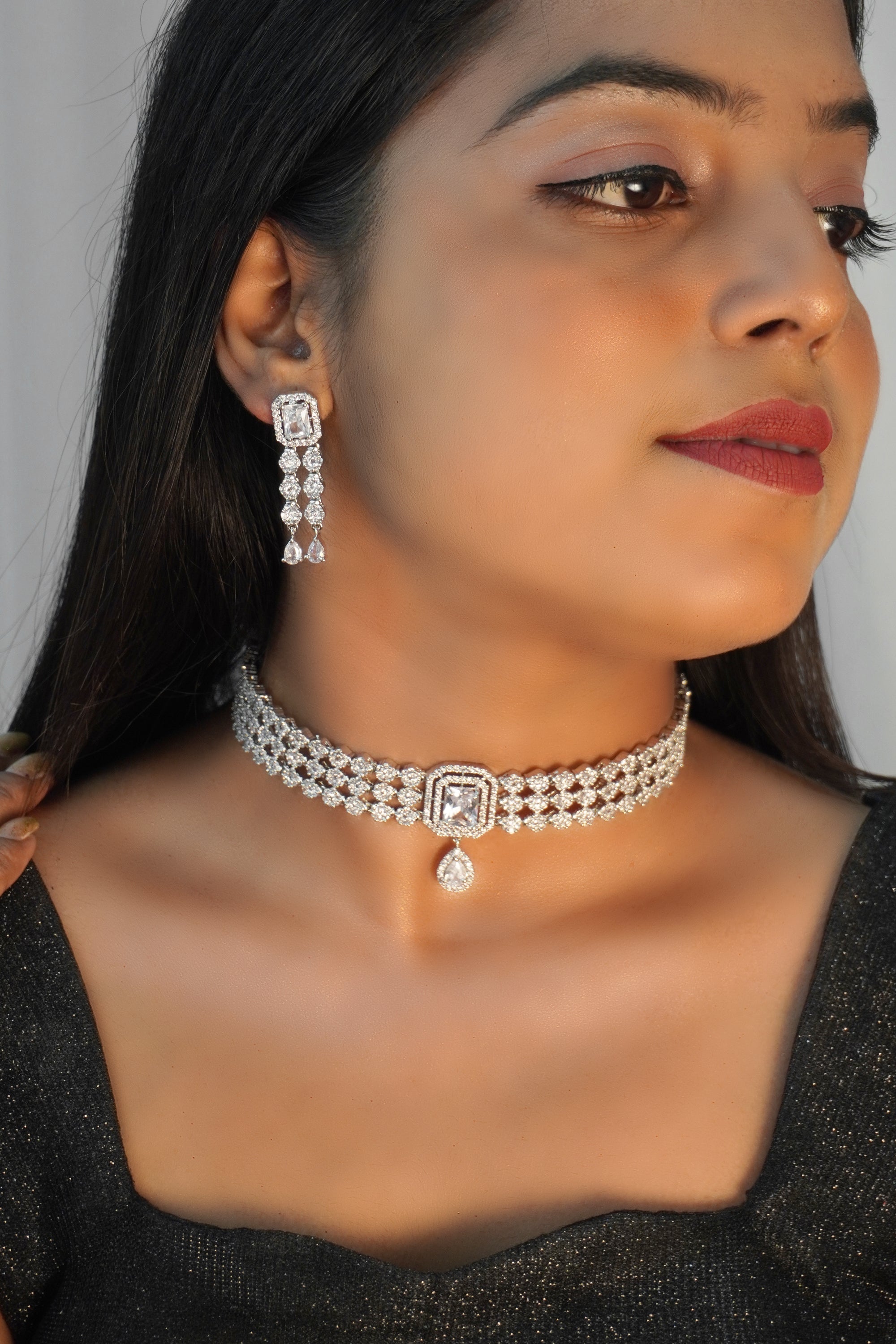 Diamond choker set Clearance