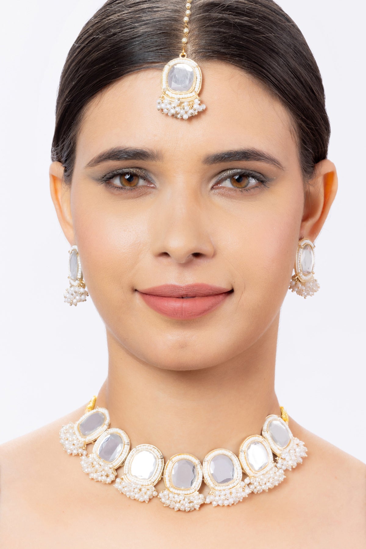 Exquisite Polki Choker Necklace Set for Women