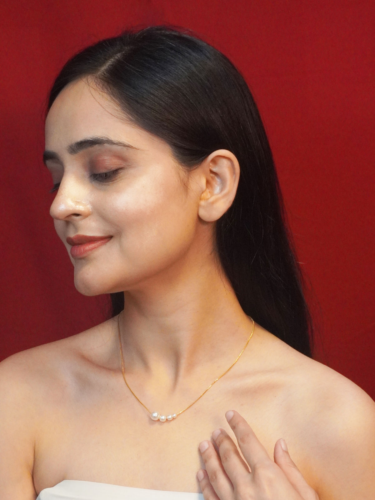 24K Gold-Plated Necklace with White Faux Pearls