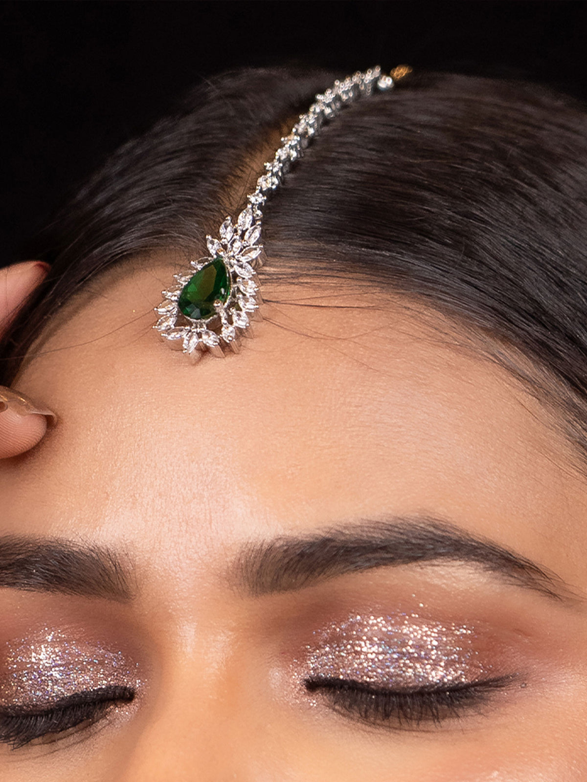 Silver-Plated Emerald Green AD Mangtikka