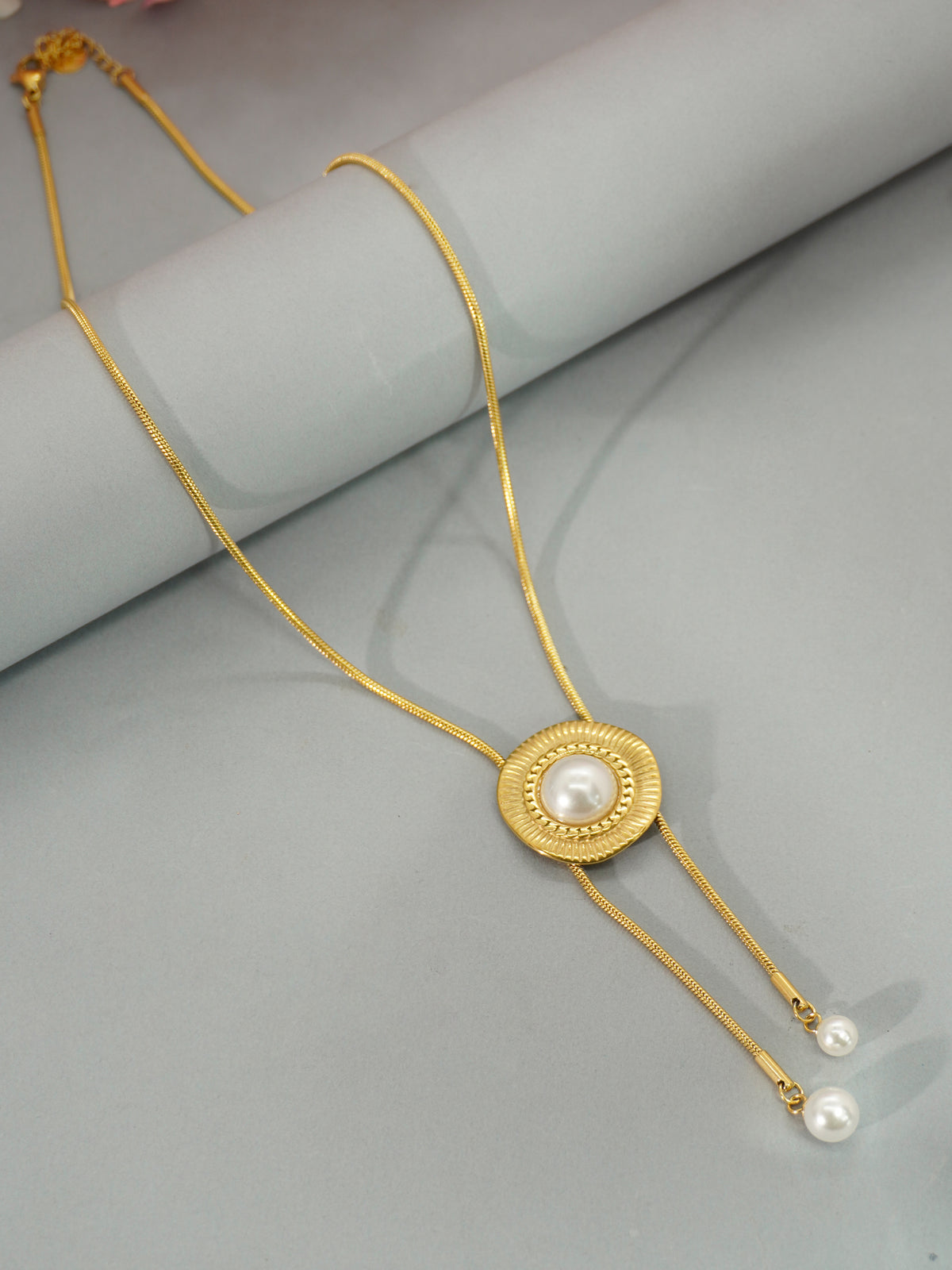 Chic Gold-Plated Circular Design Pearl Fashion Necklace