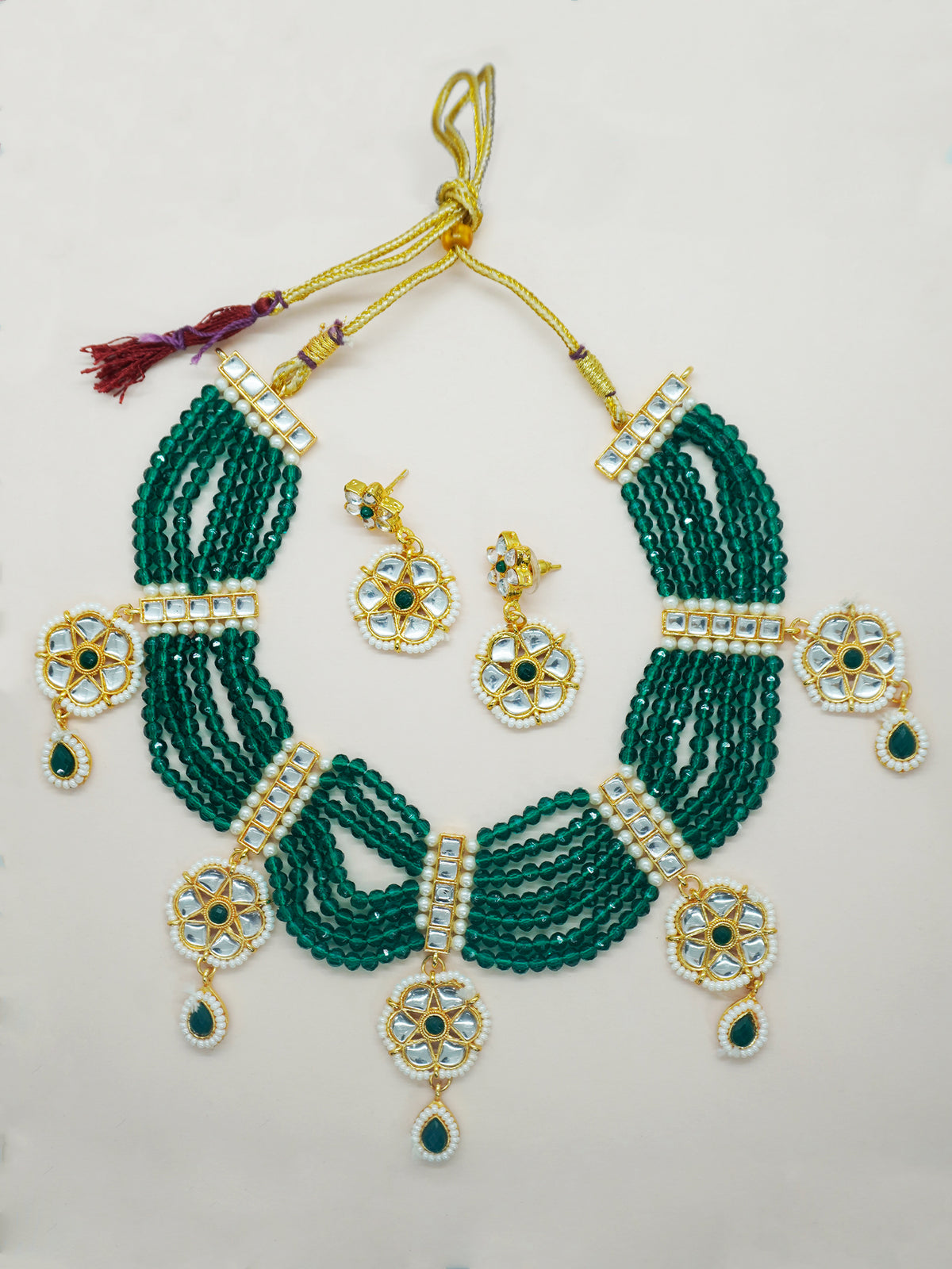 Gold-Plated Kundan and Pearl Jewelry Set with Emerald