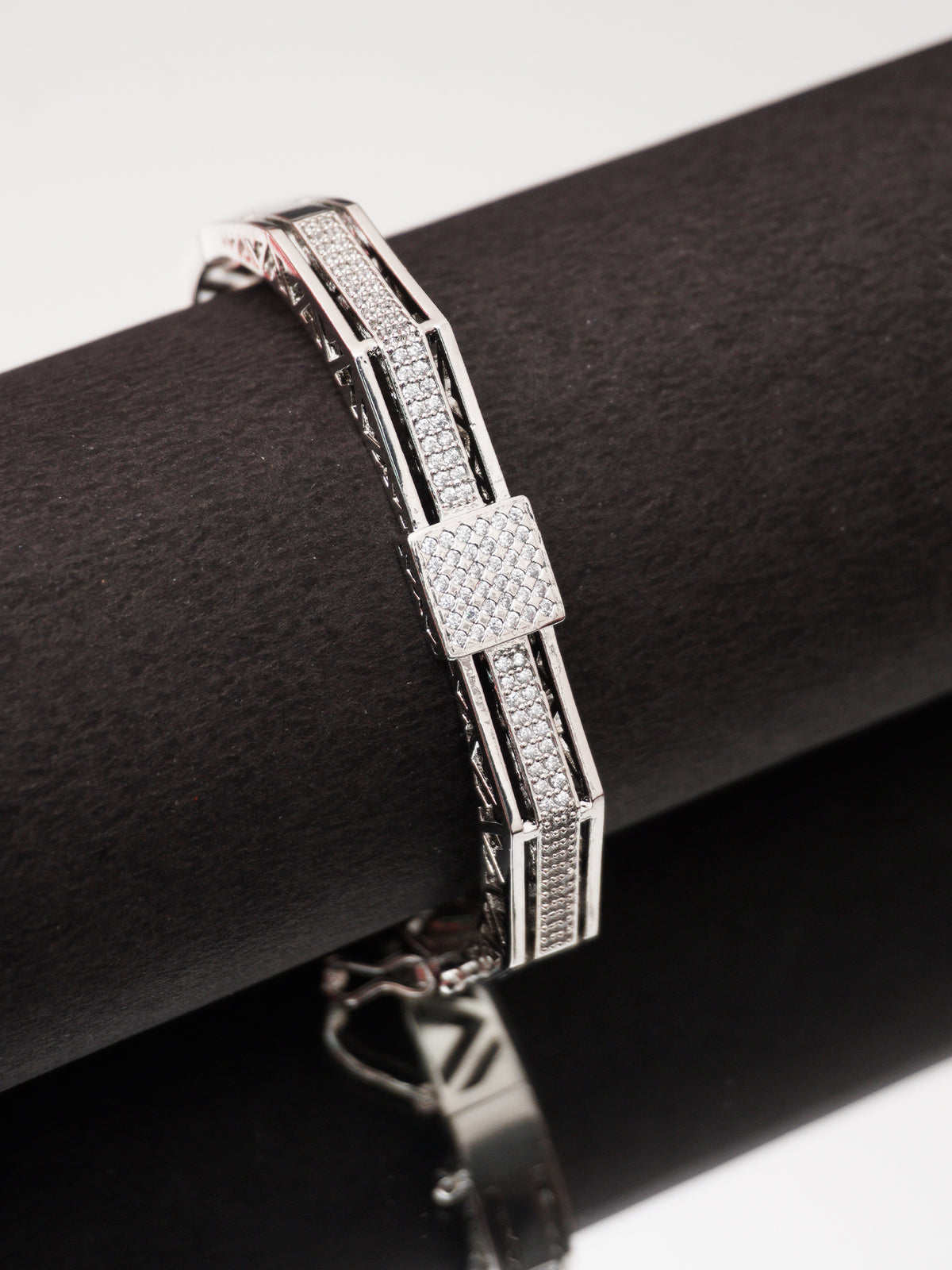 Silver Plated White American Diamond Openable Bracelet