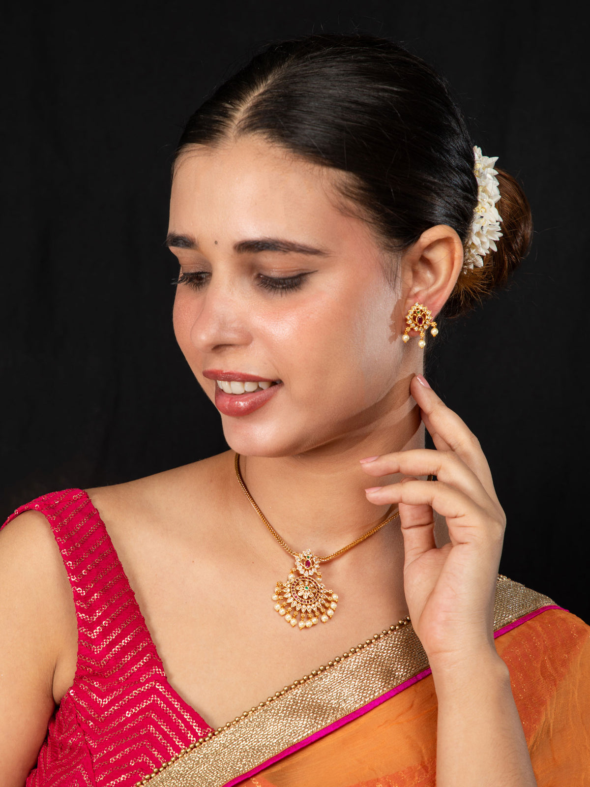 24K Gold Plated Antique Red, White and Green Stones and Faux Pearls Necklace Set with Earrings