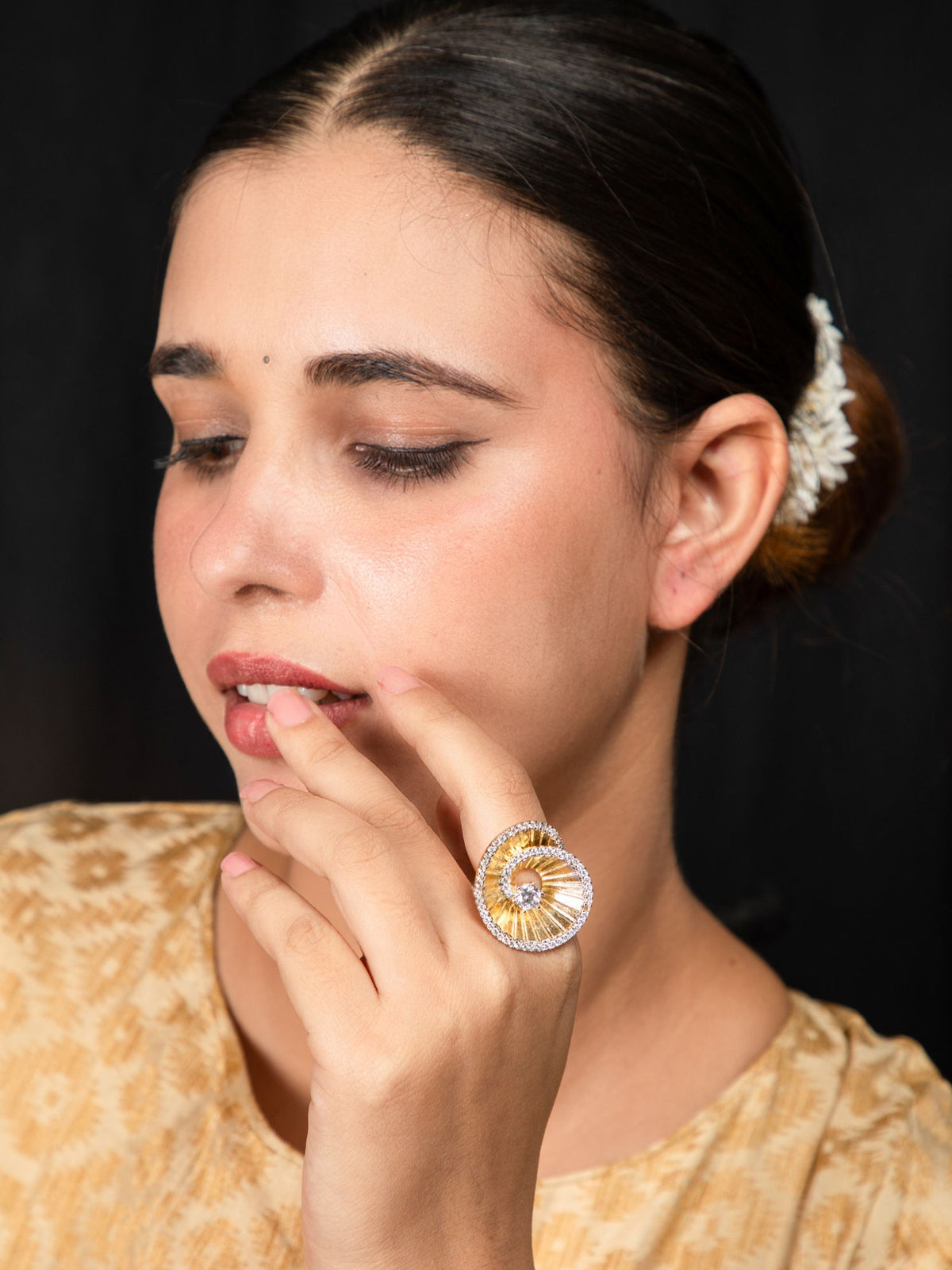 Golden Spiral Glow Ring