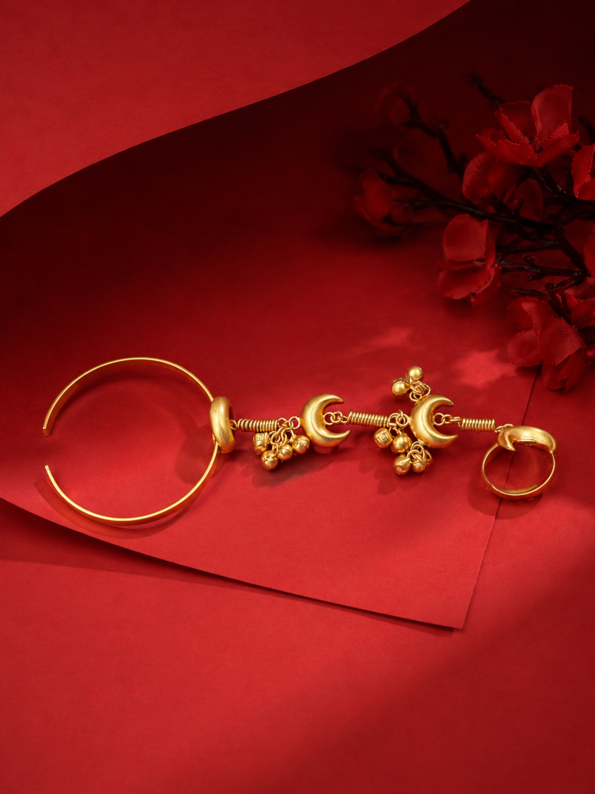 Gold Plated Crescent Charm Hathphool