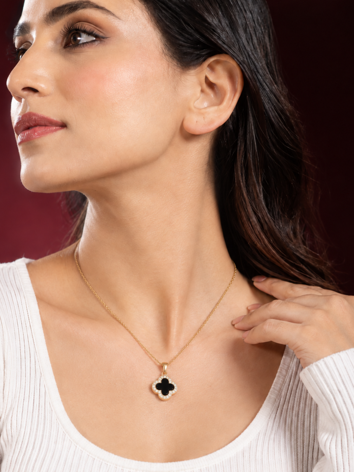 Gold Plated Black Clover Pendant Chain Set