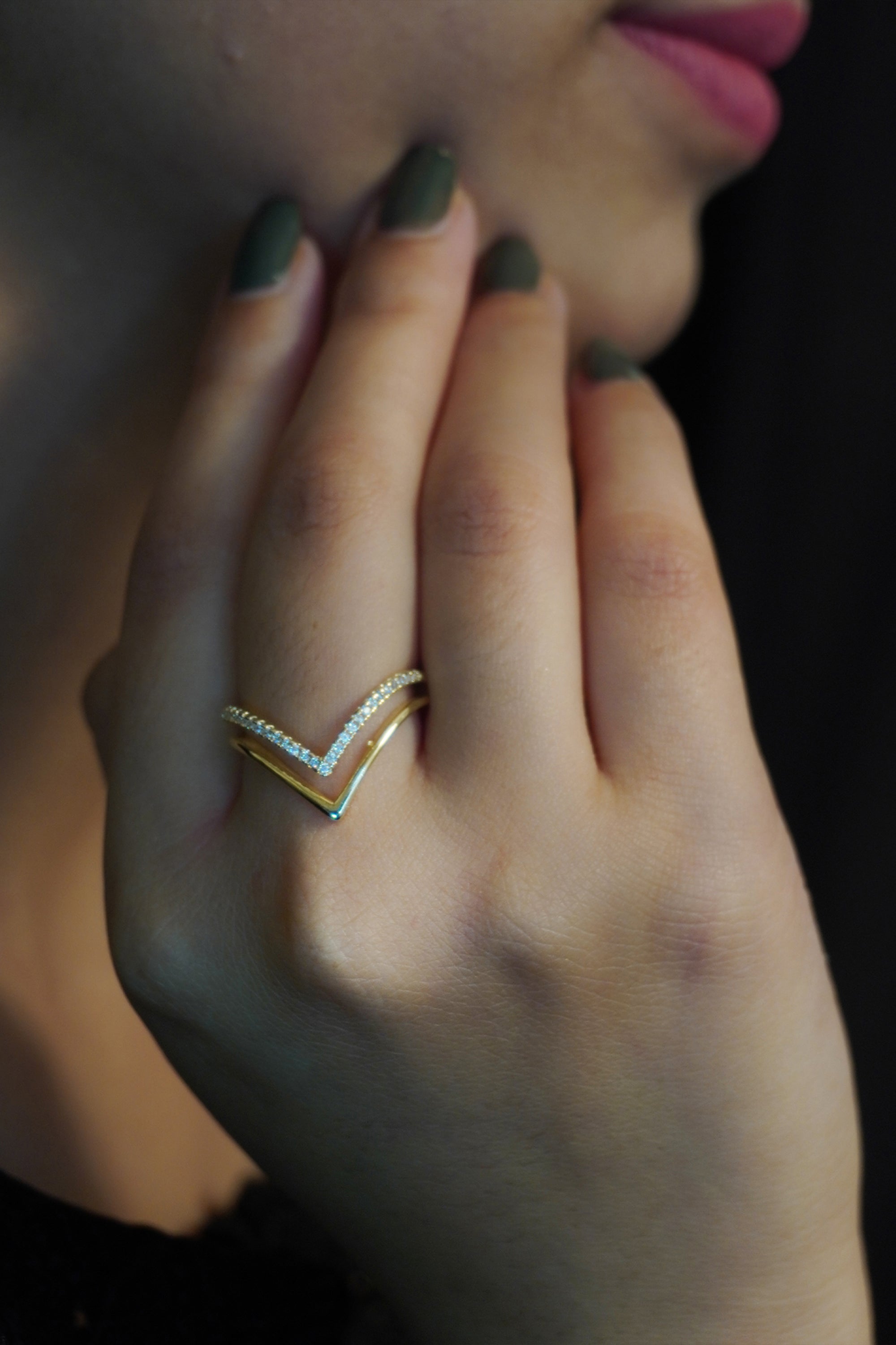 V Diamonds Ring | Stacking Rings | Nir Oliva Jewelry