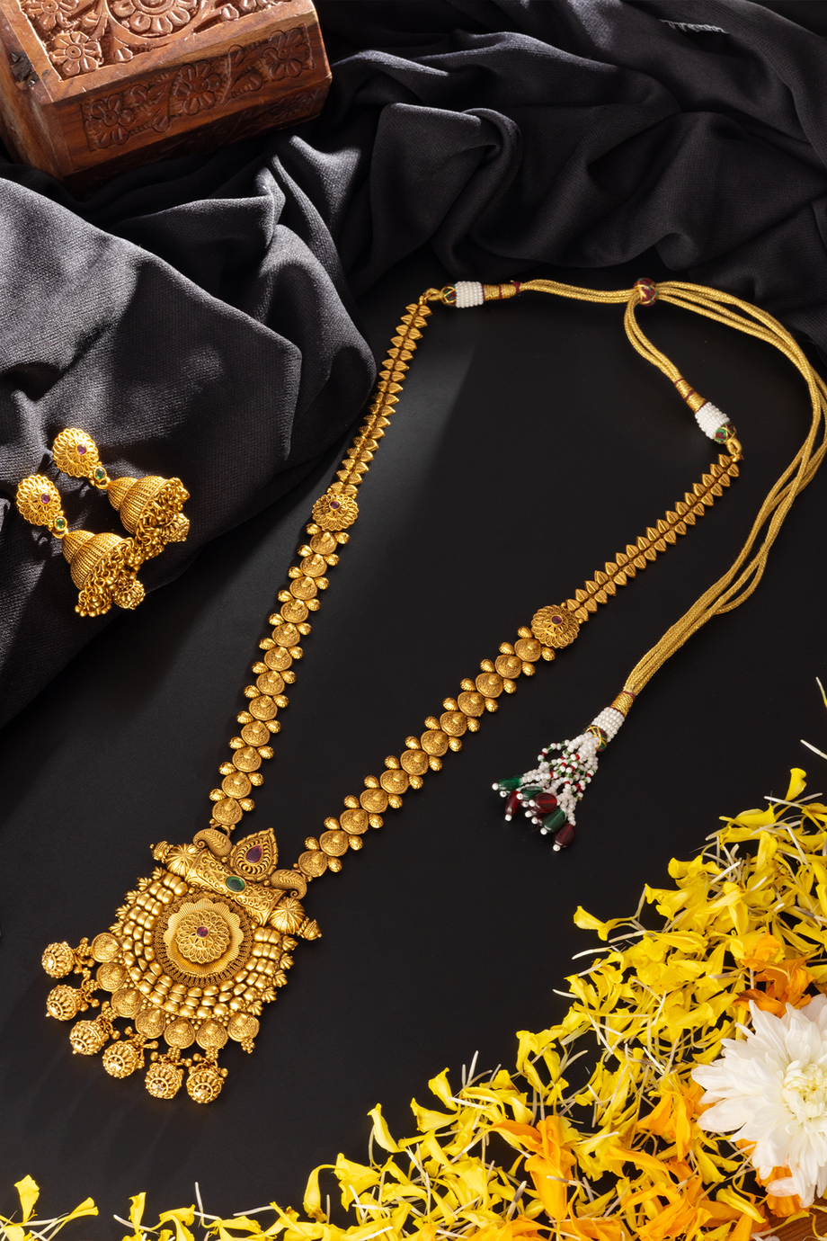 Traditional Gold Necklace Haar Jhumki Set Necklace For Wife by