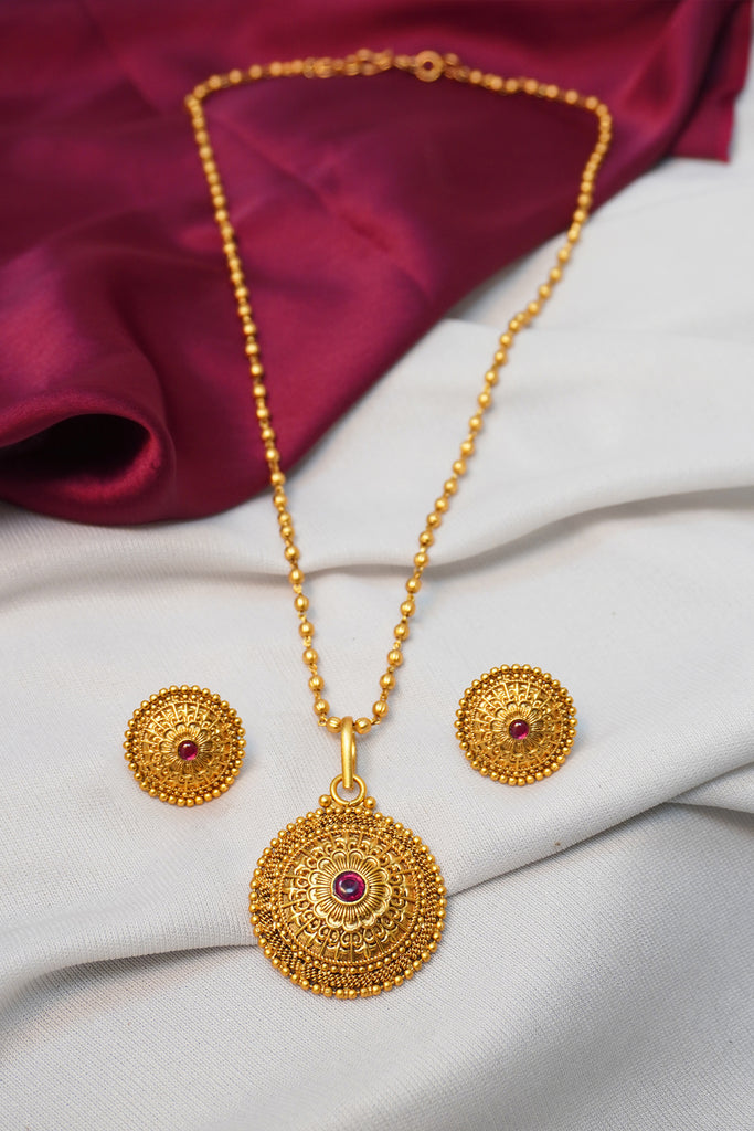 Gold Plated Chain Pendant Set