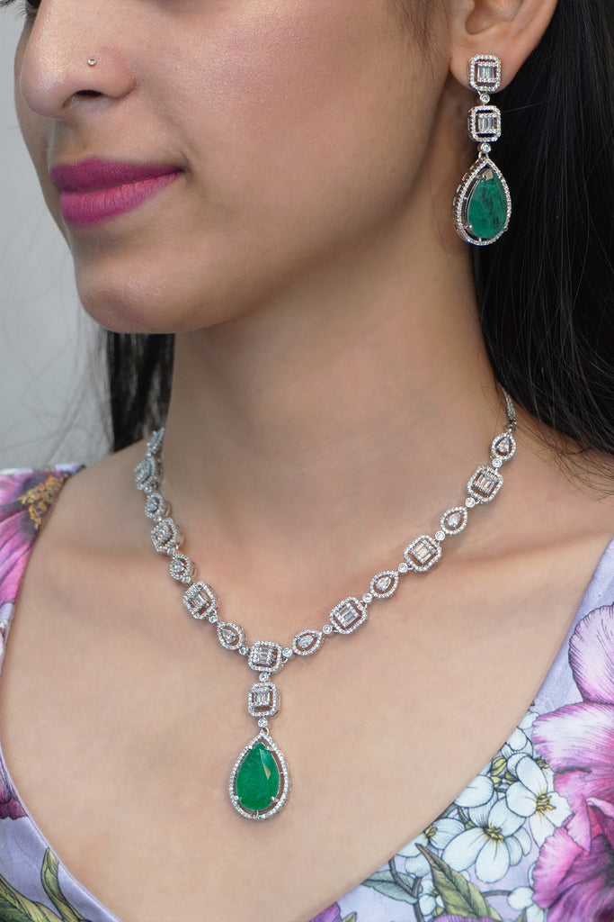 Luxurious Green American Dimond Statement Necklace Set