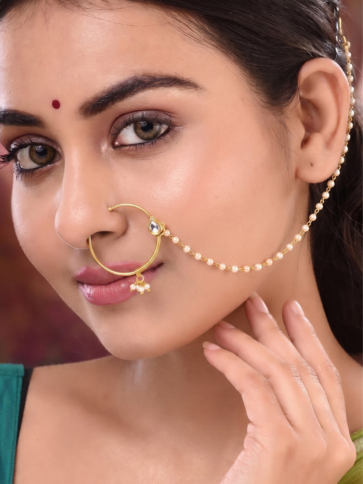 Traditional Single Water Drop Stone Studded Nathiya