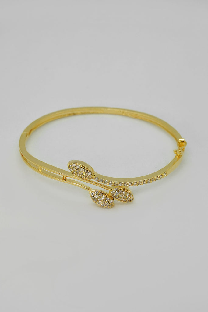 Dainty Blossom American Diamond Bracelet - Beautiful Party Bracelet - Buy Artificial Diamond Bracelet