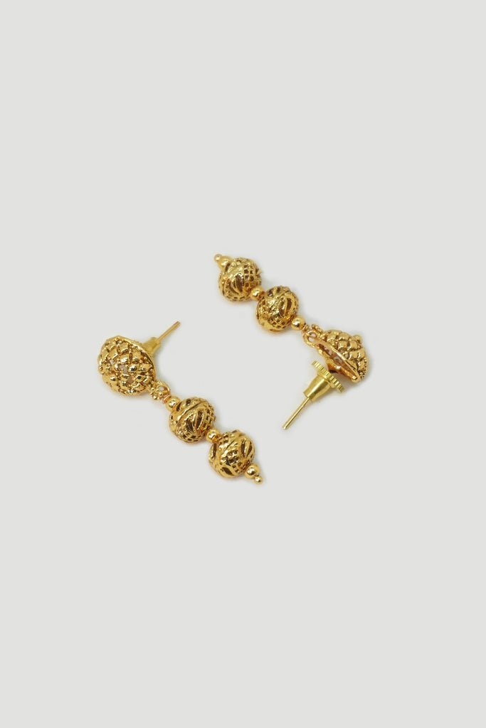 pearl earrings in gold-traditional pearl earrings gold designs