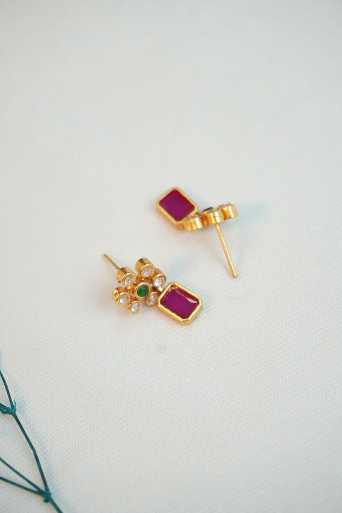 Red Stone Flower Earrings-Gold Plated Earrings