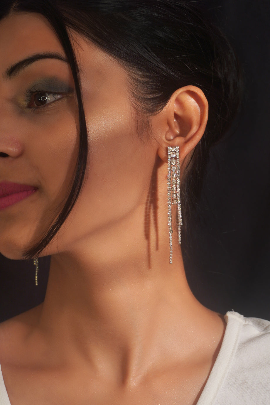 Buy Long Pearl Earrings For Women Online – Gehna Shop