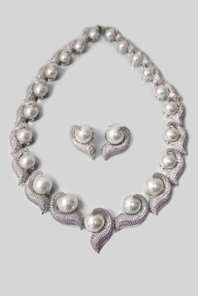 American Diamonds Necklace Set - Pearl Necklace Designs