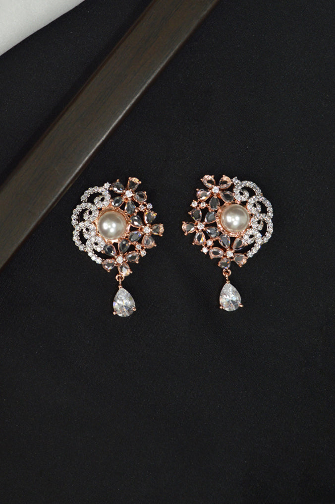 White Pearl Zircon Rose Gold Earring-Niscka