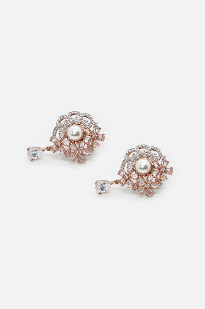 Ball Stud Earrings : Styling inspiration for the hottest jewelry this winter