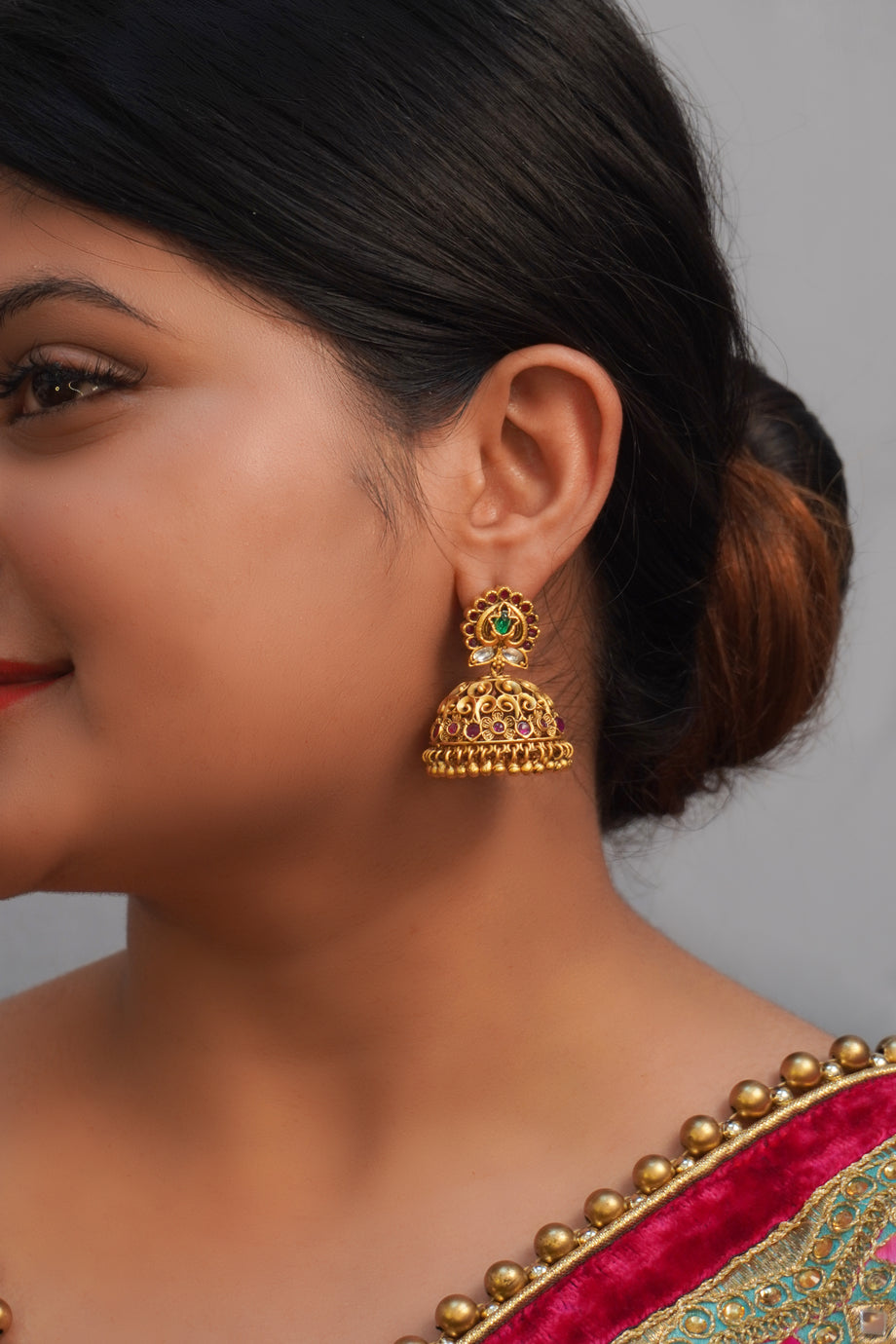 MEENAZ Traditional Temple Jewellery 18k One Gram Gold Ethnic Brass Stylish  South Indian Screw Back Studs Round Ruby Jhumkas Set Jhumka Earrings For  Women girls Ladies Latest -GOLD JHUMKI-M150 : Amazon.in: Fashion
