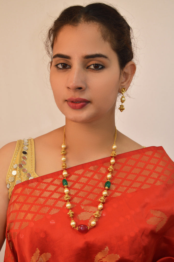 Pearls with Gold Plated Necklace - Niscka